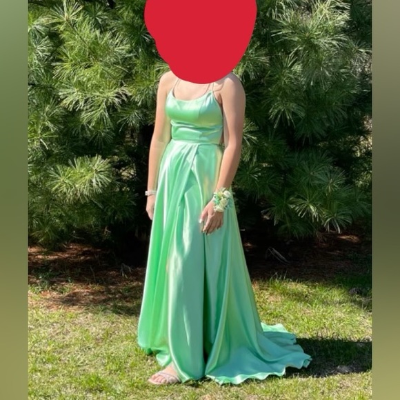 Sherri Hill prom dress size 00 light green - Picture 1 of 6